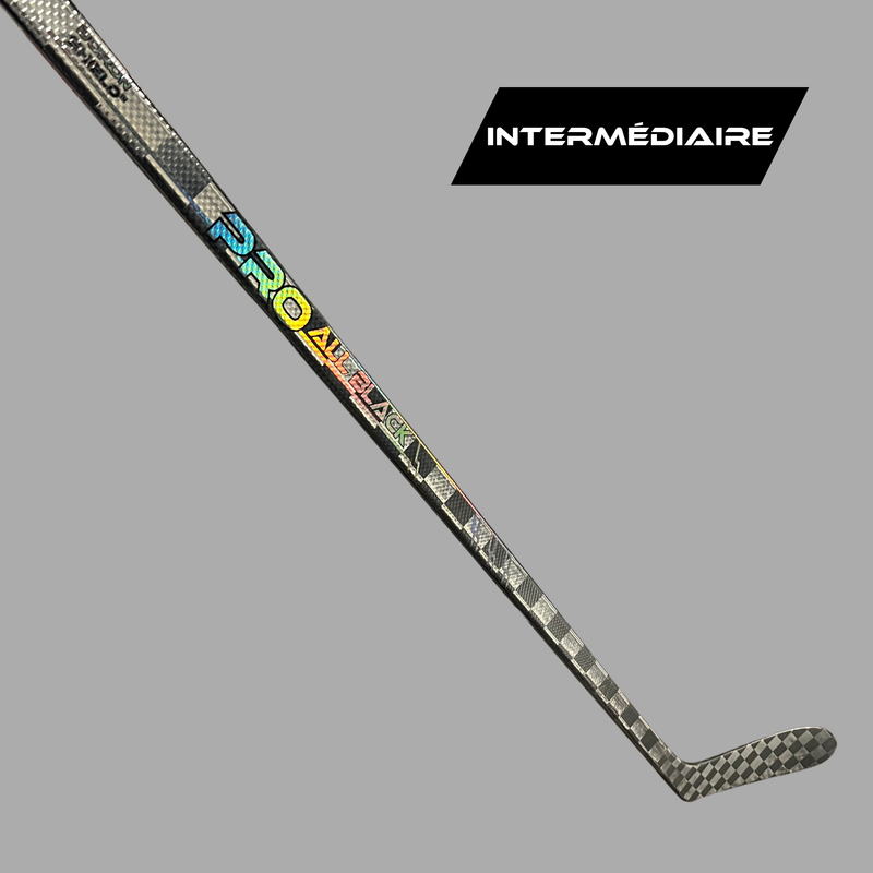 Bâton de hockey intermédiaire Pro All Black V2 en carbone 24K léger et durable