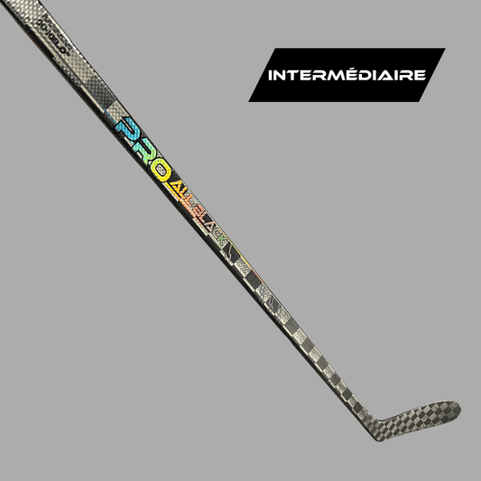 Bâton de hockey intermédiaire Pro All Black V2 en carbone 24K léger et durable