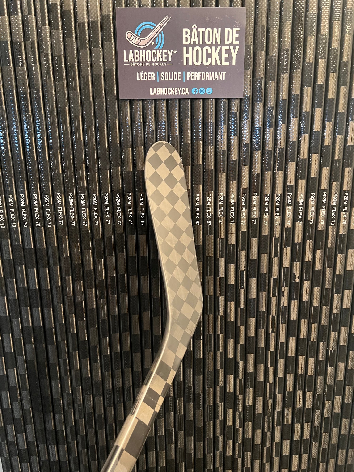 Bâtons de hockey Pro All Black LabHockey en carbone