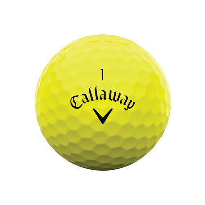 Balles de golf Callaway Warbird Distance+ 2025, balles de golf de haute performance avec logo Callaway, visibles sur l'image.