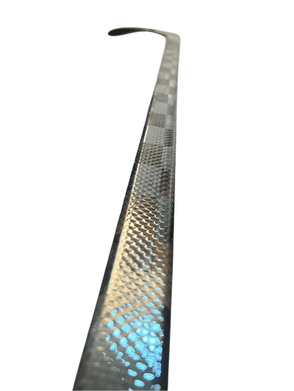 Bâton de hockey LabHockey en carbone haute performance avec finition texturée et flex optimisé pour tirs puissants et précis